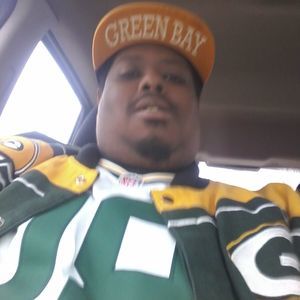 Meet your Posher, Leo